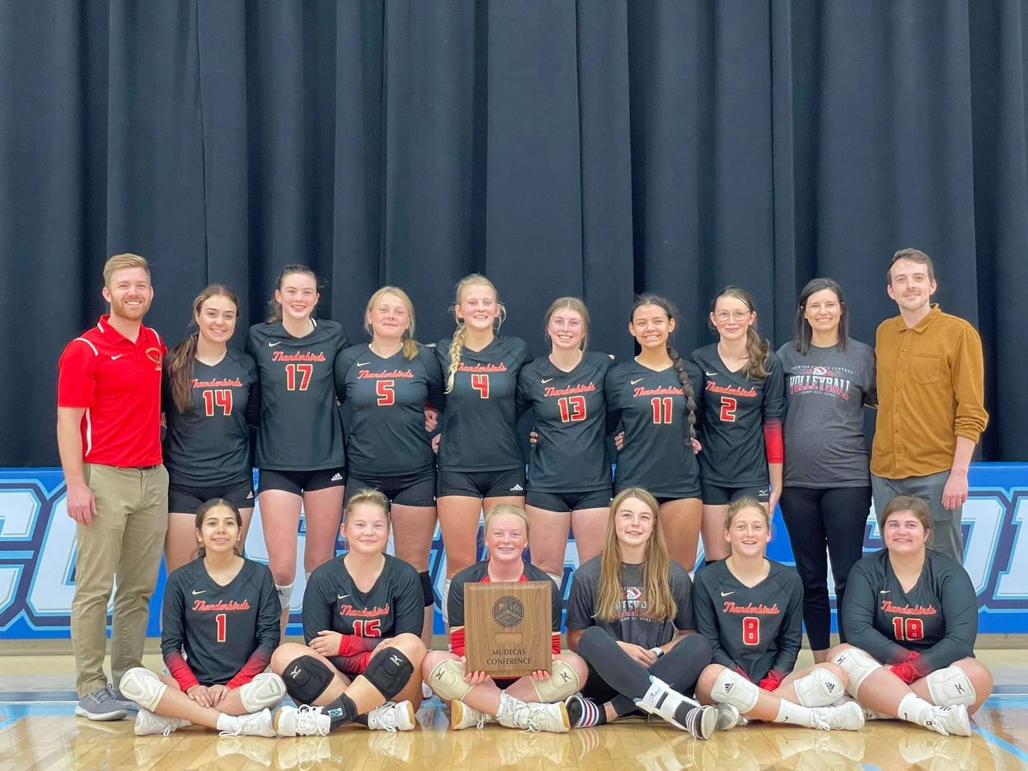 JCC Volleyball Team Photo with MUDECAS B Division 3rd Place plaque