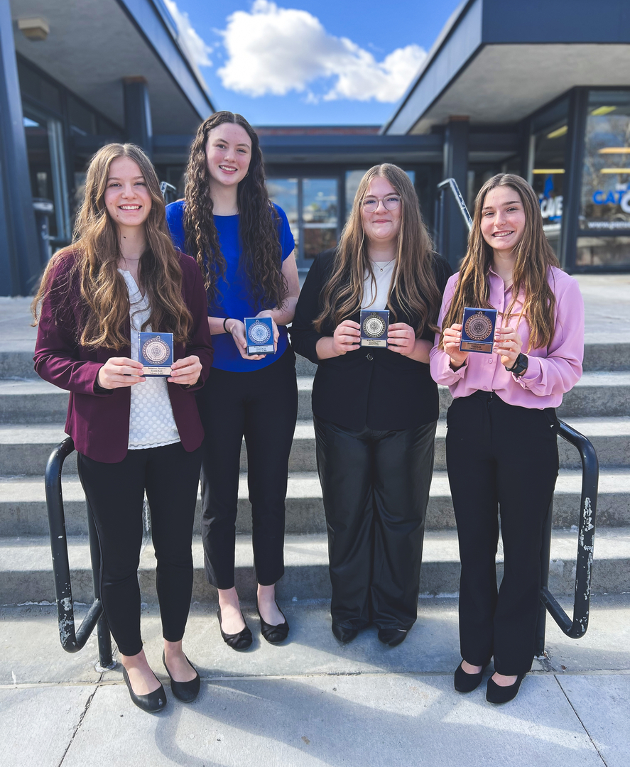 JCC "Top Five" Finishers at Peru: Riley Wellensiek, Ashley Beethe, Marisol Mandl, and Catherine Wendt